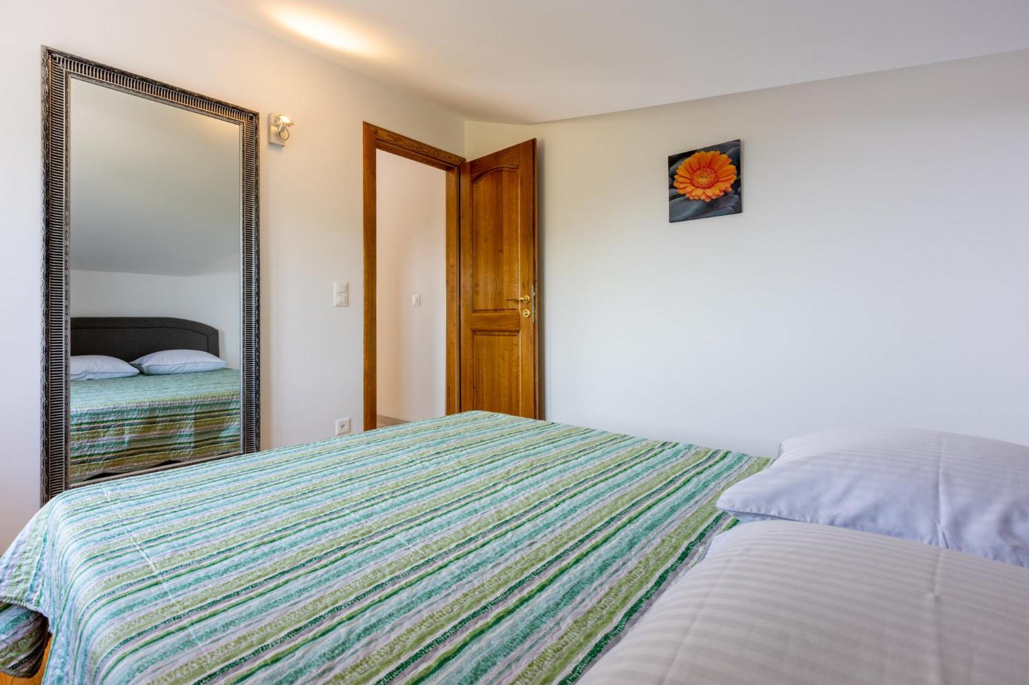 Apartments Sunshine D Crikvenica Ngoại thất bức ảnh